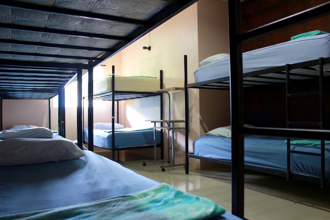 Love Station Hostel Baan Tai Phòng bức ảnh